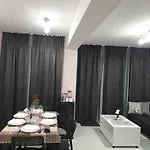 New The Twins Two-bedroom, 3 At 15 Tsani Ginchev Street, Floor 2 * 瓦爾納