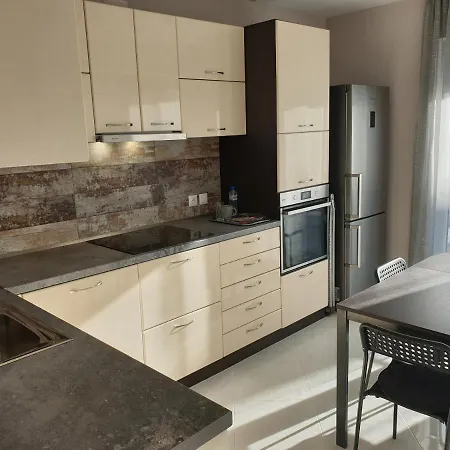 New The Twins Two-bedroom, 3 At 15 Tsani Ginchev Street, Floor 2 Apartment