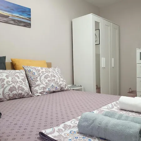 New The Twins Two-bedroom, 3 At 15 Tsani Ginchev Street, Floor 2 Apartment *