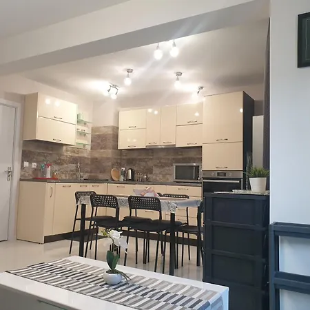 Apartment New The Twins Two-bedroom, 3 At 15 Tsani Ginchev Street, Floor 2 *